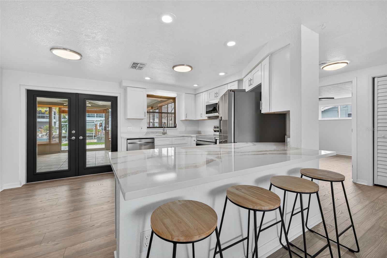 HUDSON BEACH ESTATES - Residential