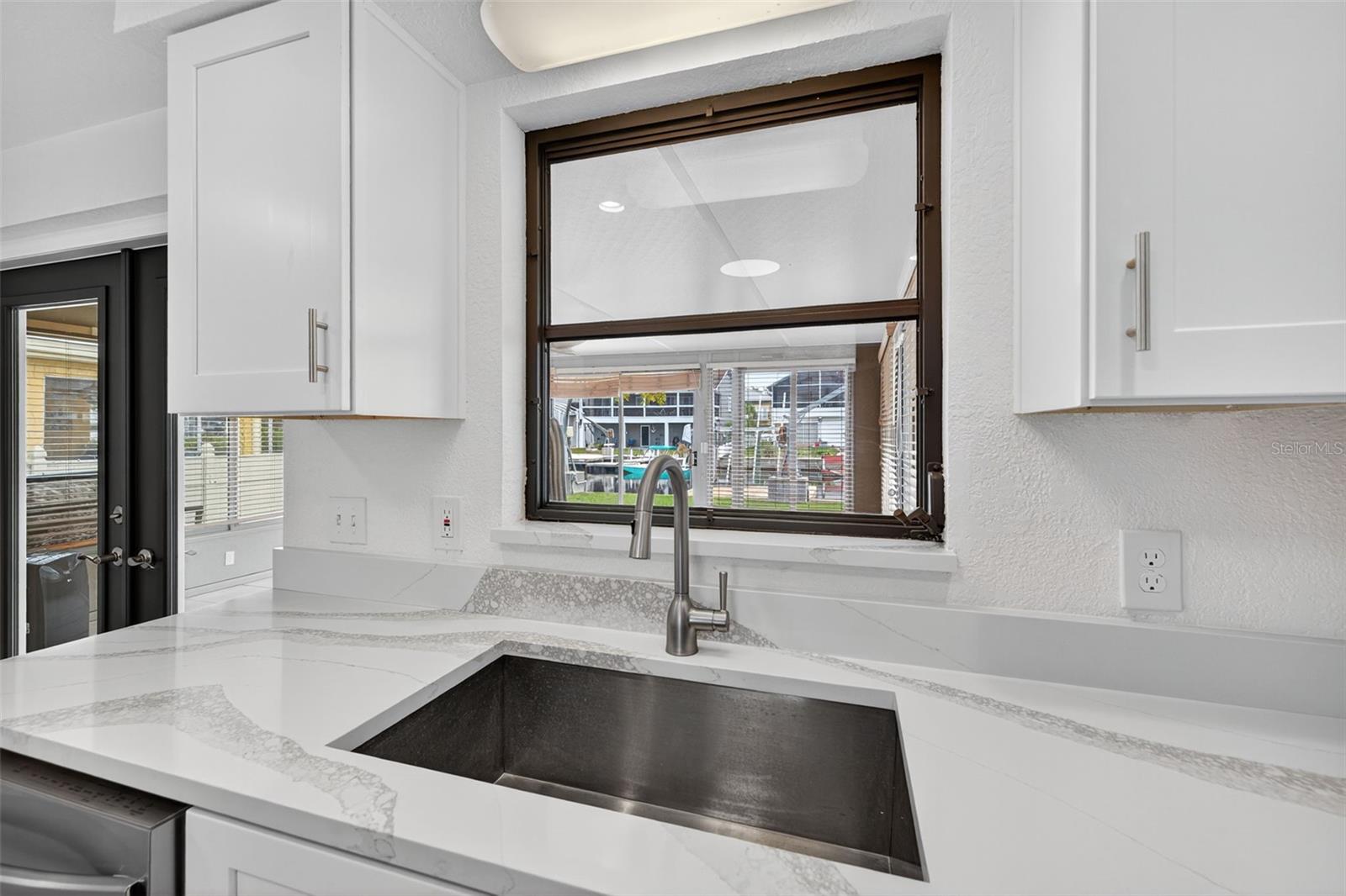 HUDSON BEACH ESTATES - Residential