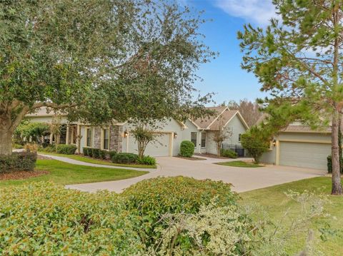 A home in LAKELAND