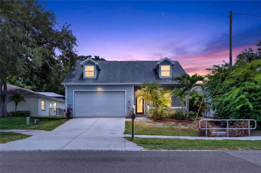 Photo of 1535 Pinehurst Road, Dunedin, FL 34698 (MLS # TB8521705)