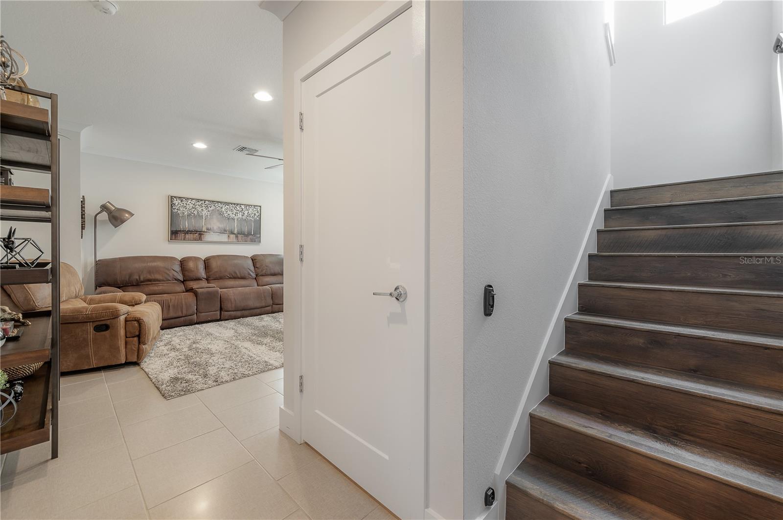 UPTOWN KENWOOD - Residential Lease