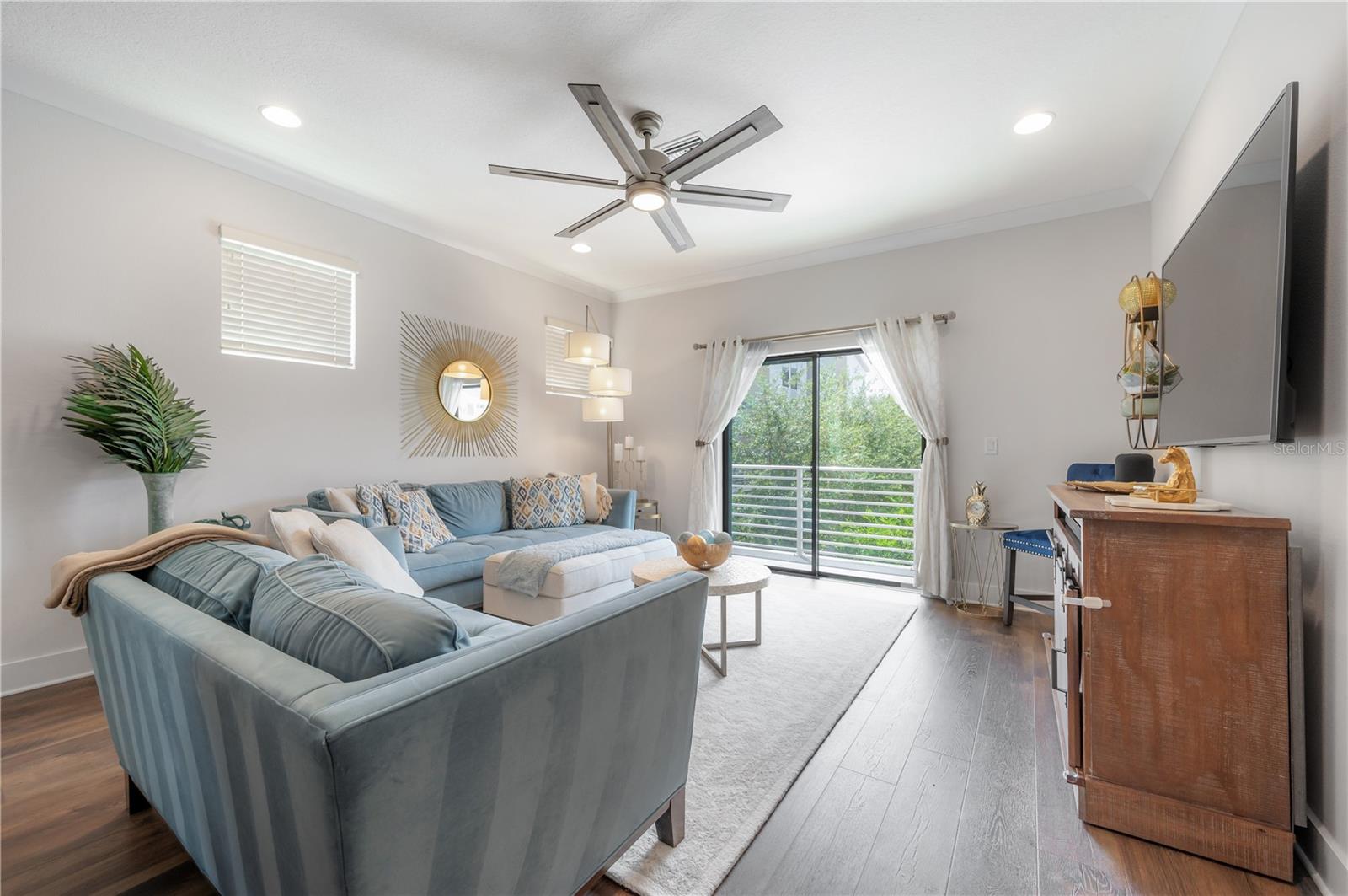 UPTOWN KENWOOD - Residential Lease