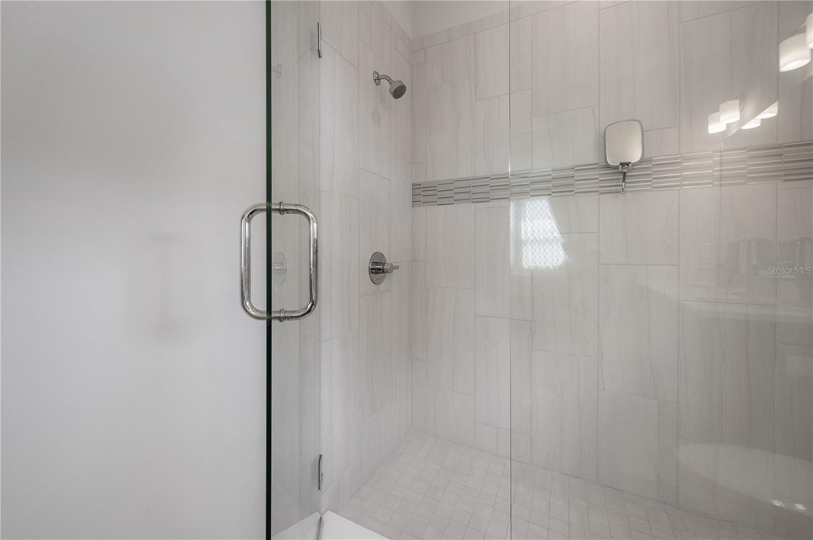 UPTOWN KENWOOD - Residential Lease