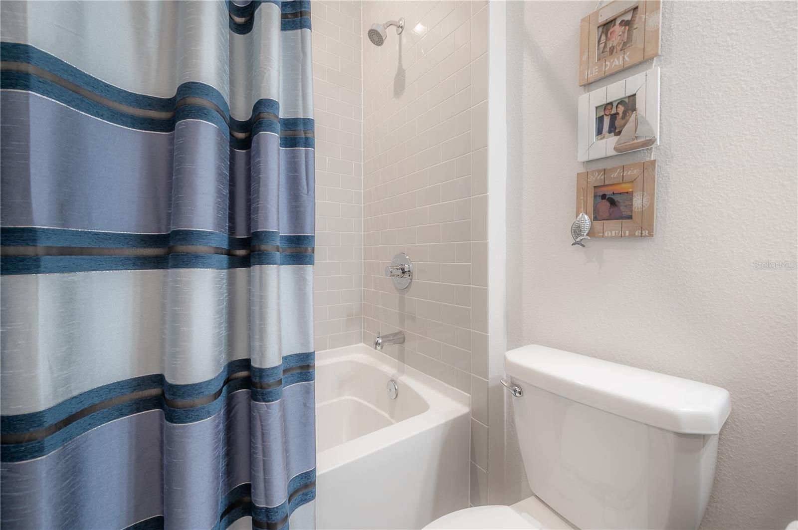 UPTOWN KENWOOD - Residential Lease