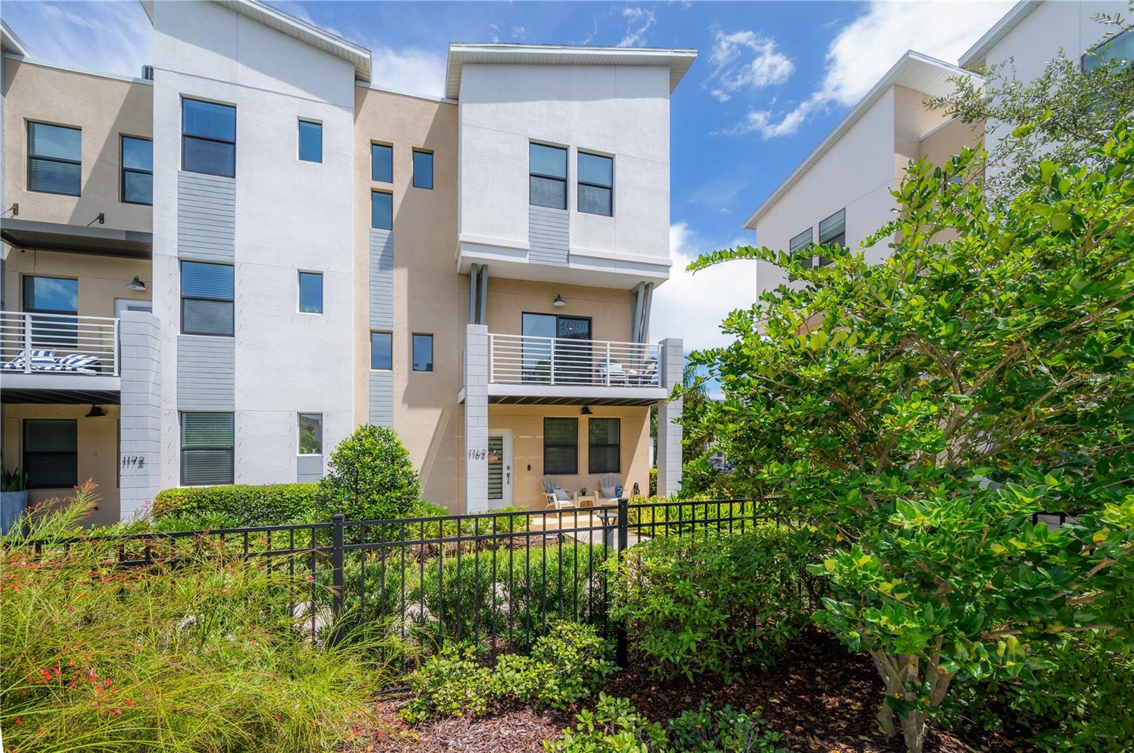 UPTOWN KENWOOD - Residential Lease