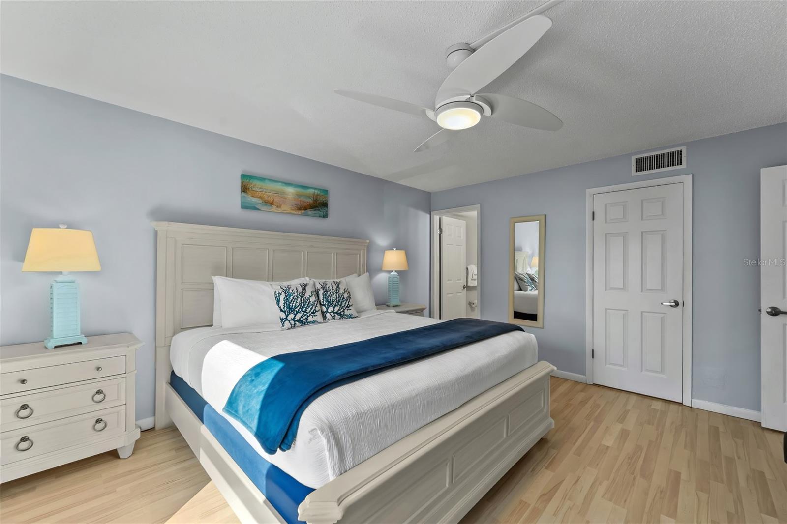 SEA CLUB OF INDIAN SHORES CONDO - Residential
