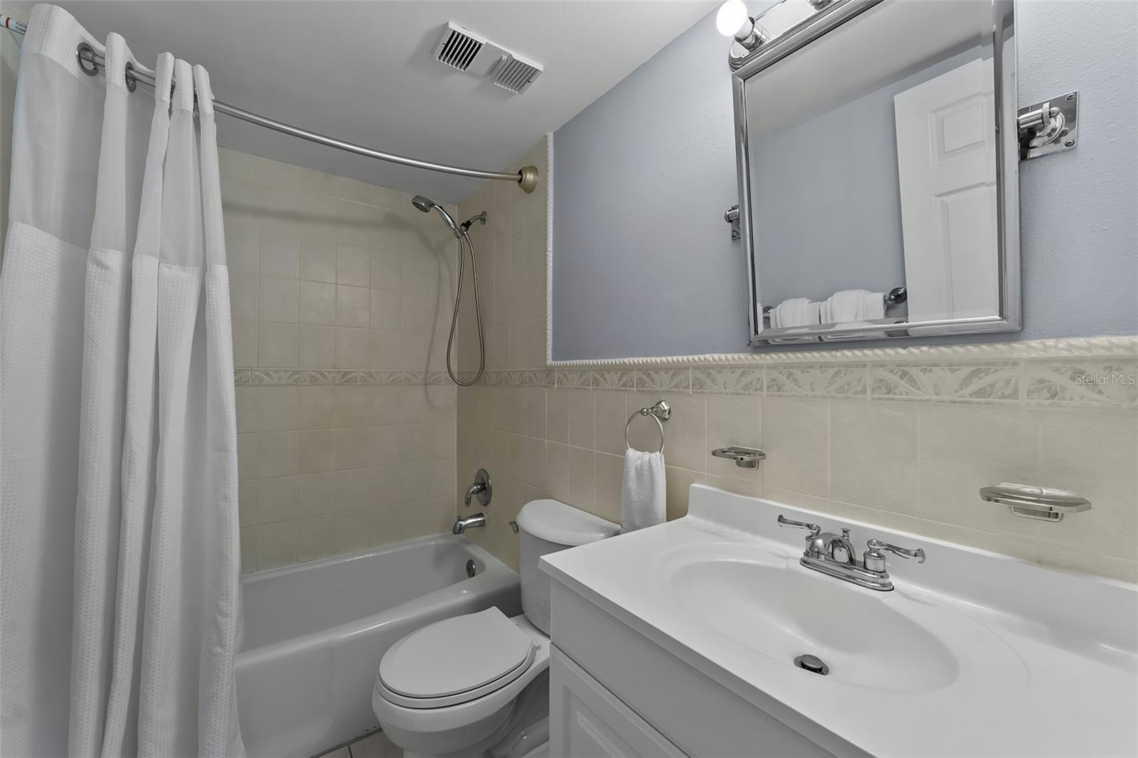 SEA CLUB OF INDIAN SHORES CONDO - Residential