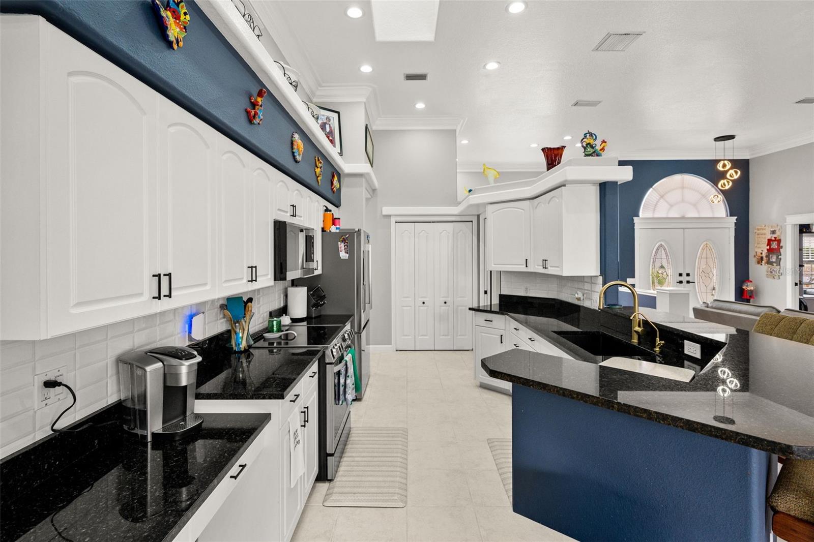 PRISTINE PLACE PH 2 - Residential