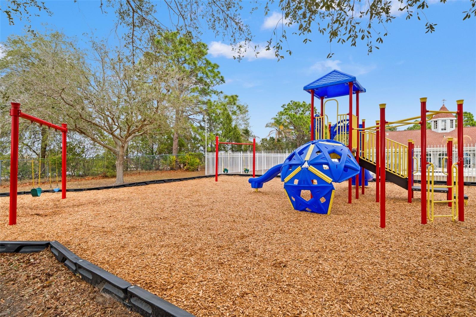 PRISTINE PLACE PH 2 - Residential