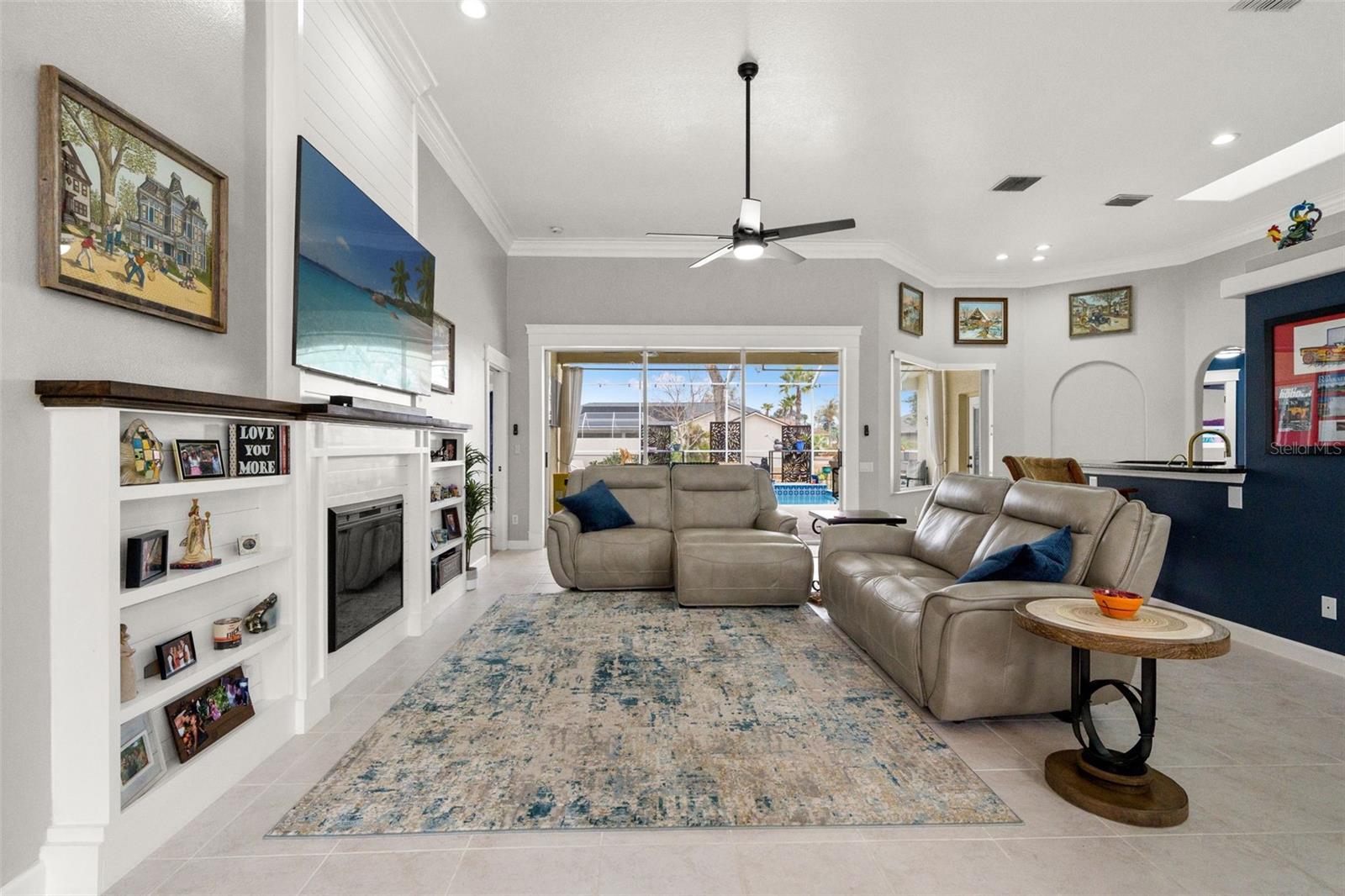 PRISTINE PLACE PH 2 - Residential