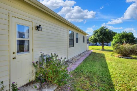 A home in LAKELAND