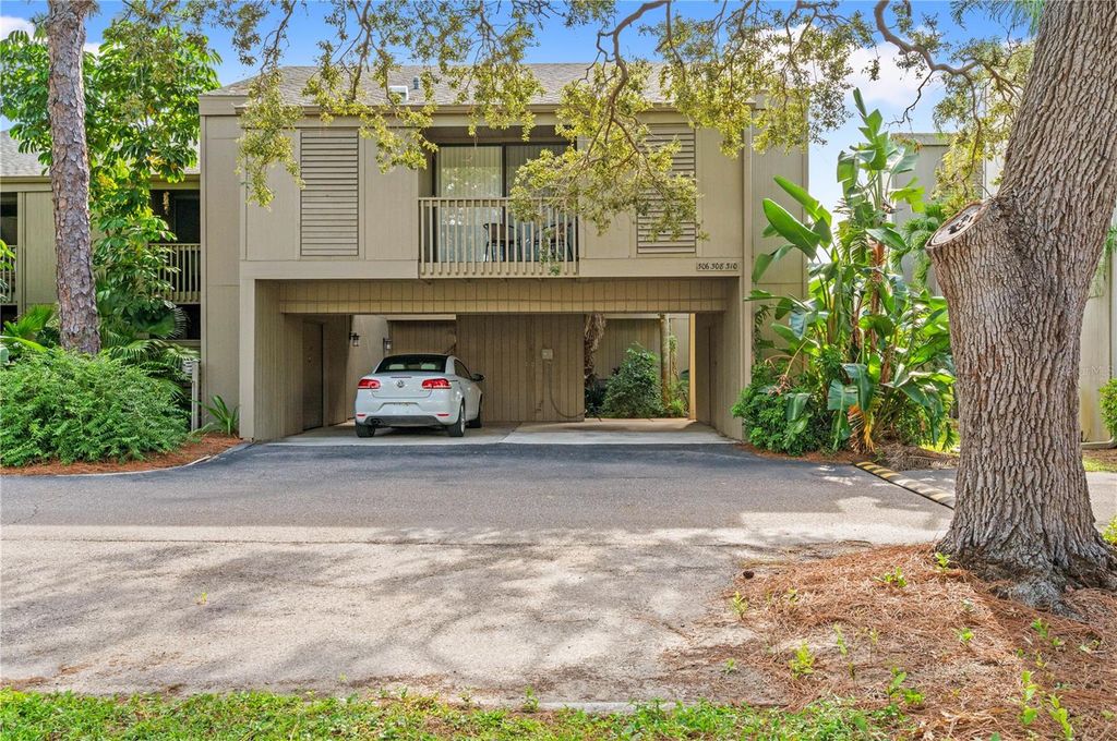 Photo of 310 Pine Run Drive, Osprey, FL 34229 (MLS # A4663939)