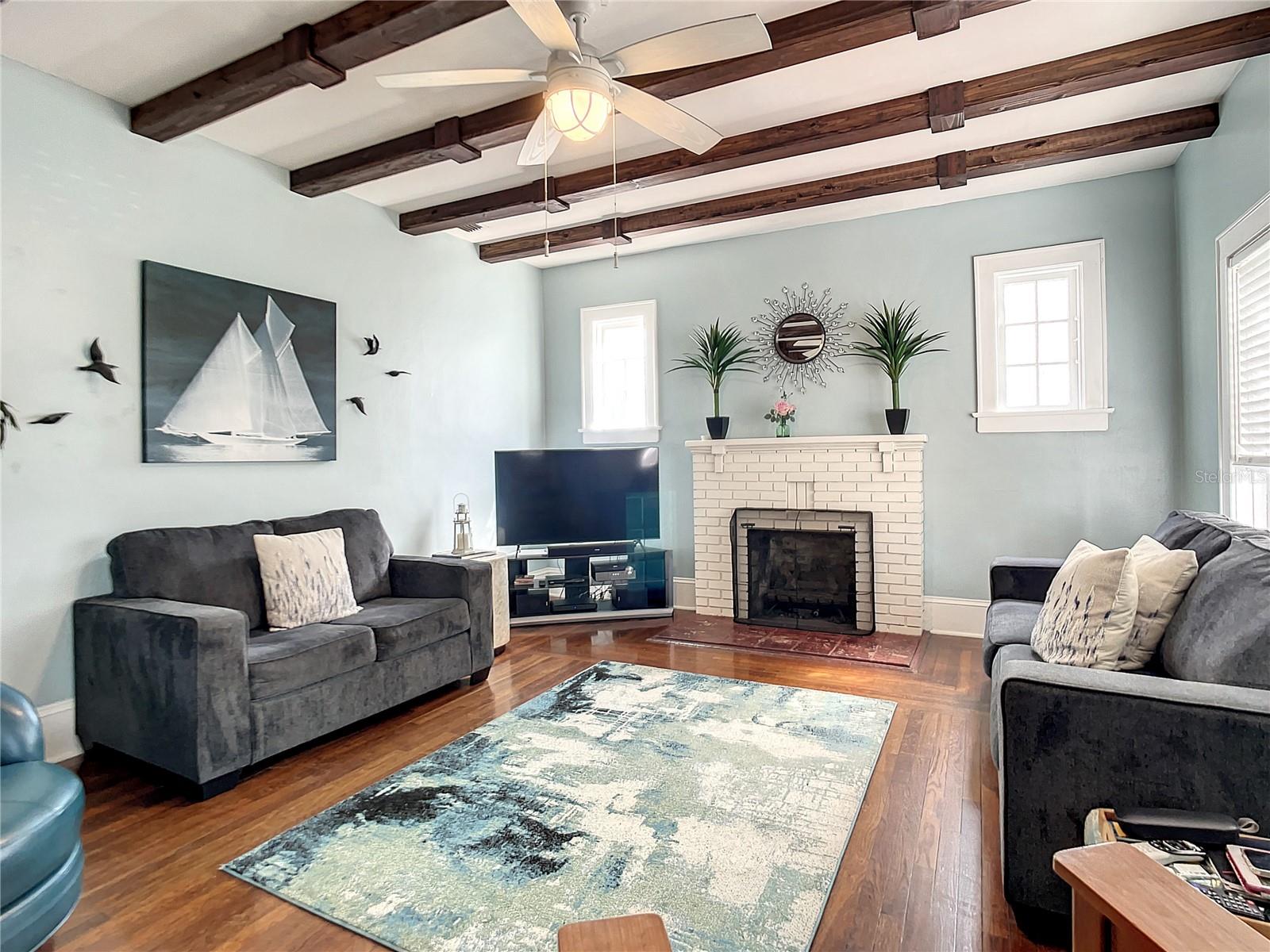 PARKSIDE - Residential