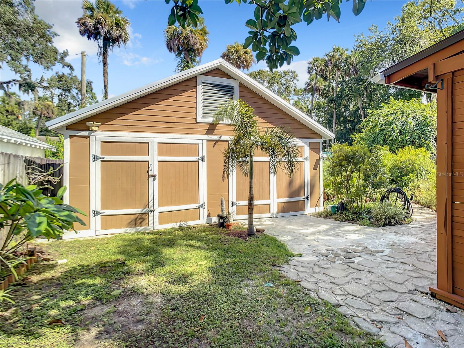 PARKSIDE - Residential