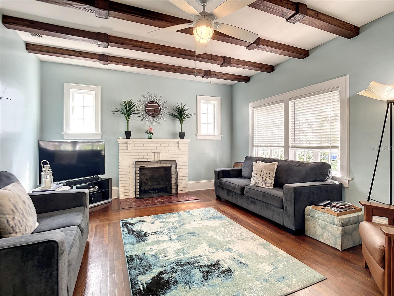 PARKSIDE - Residential