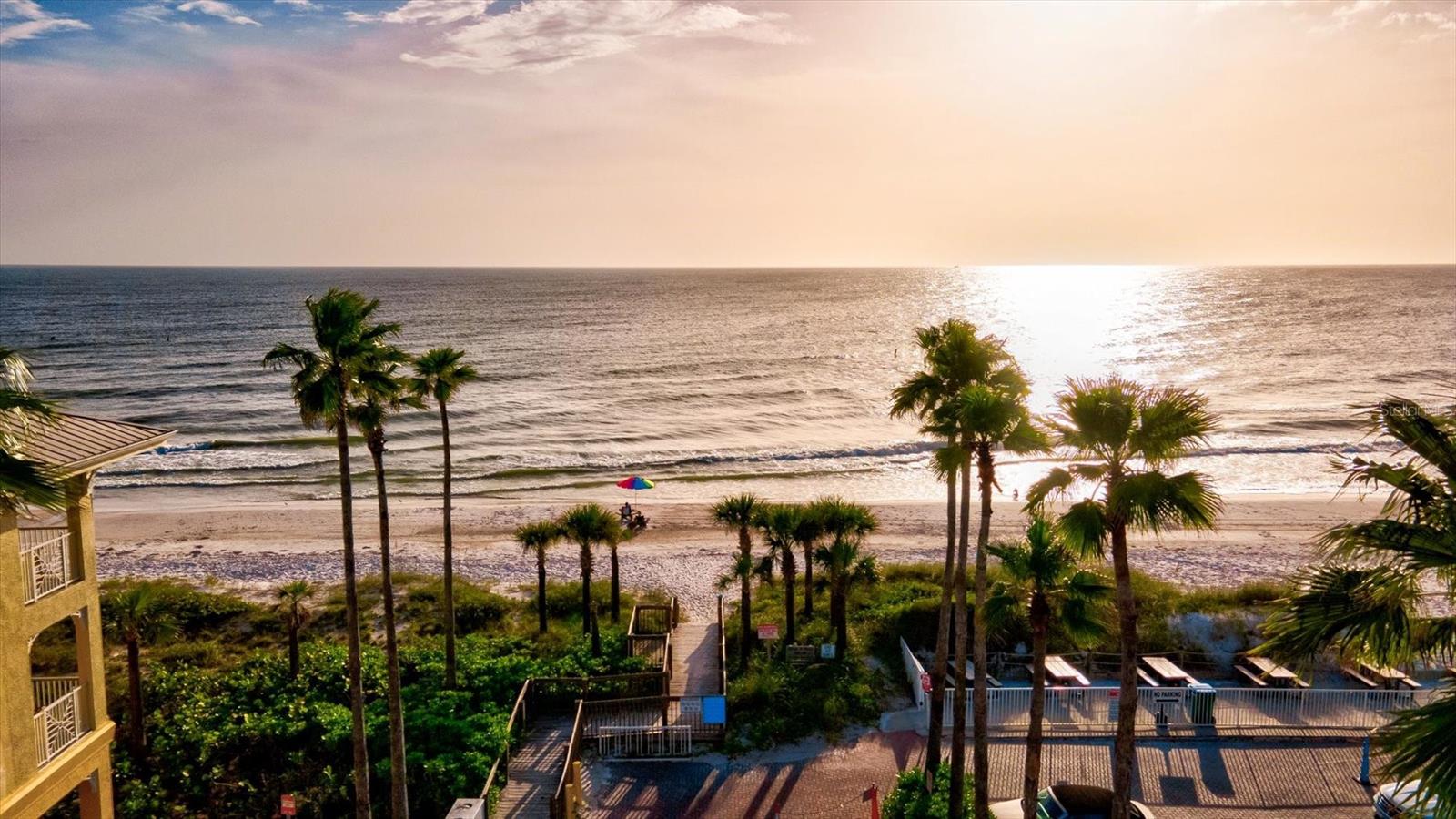 LEGENDS BAY - Residential