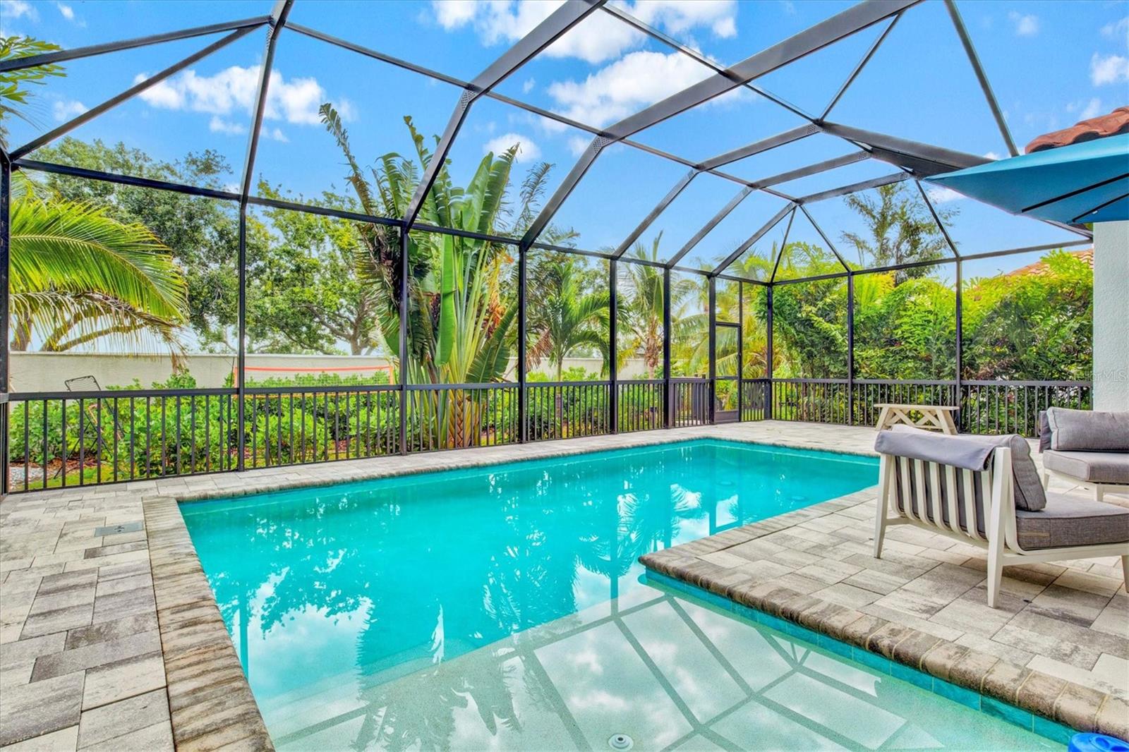 LEGENDS BAY - Residential