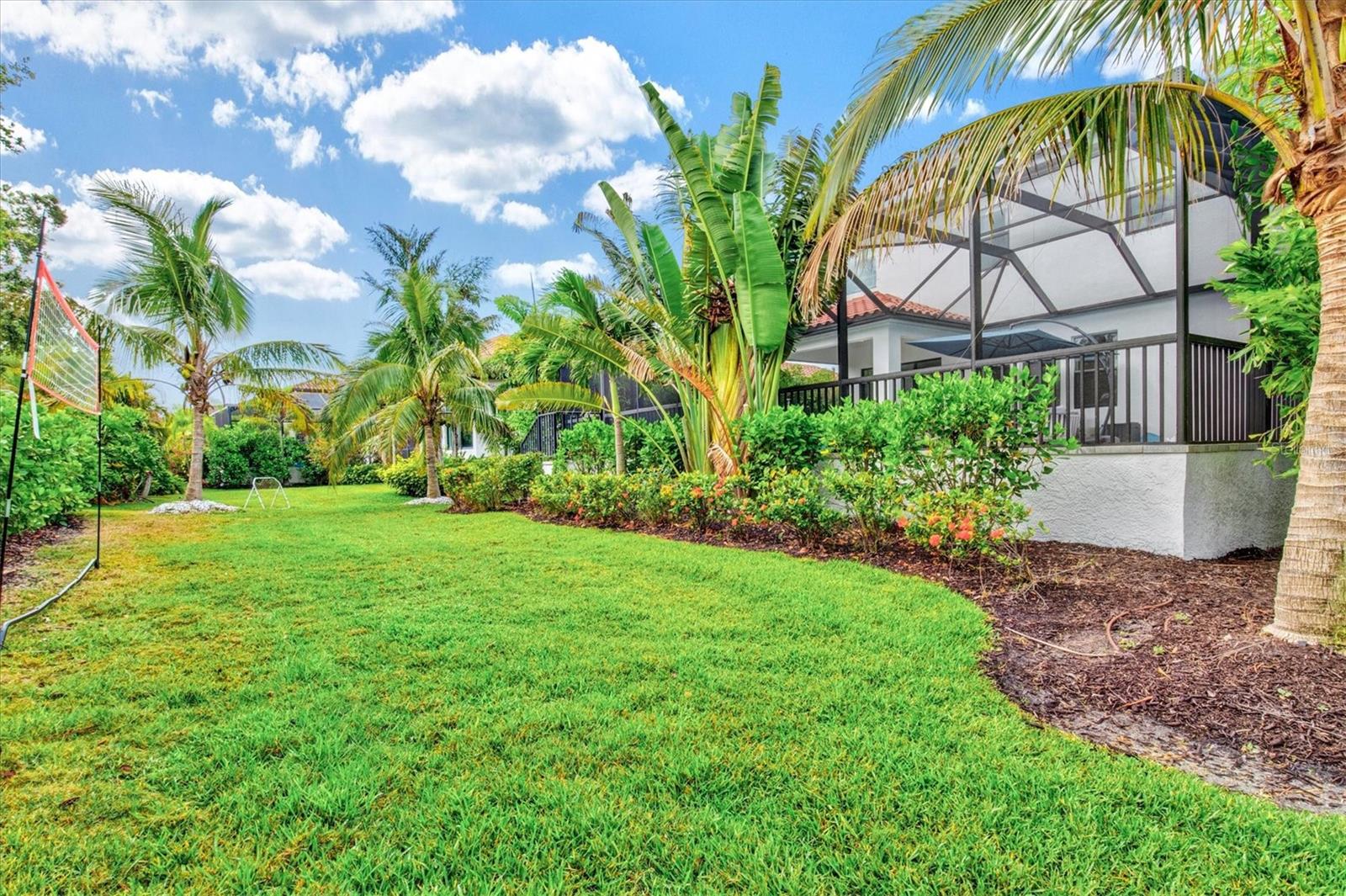 LEGENDS BAY - Residential