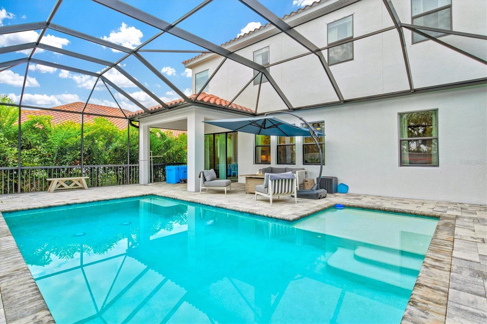 LEGENDS BAY - Residential