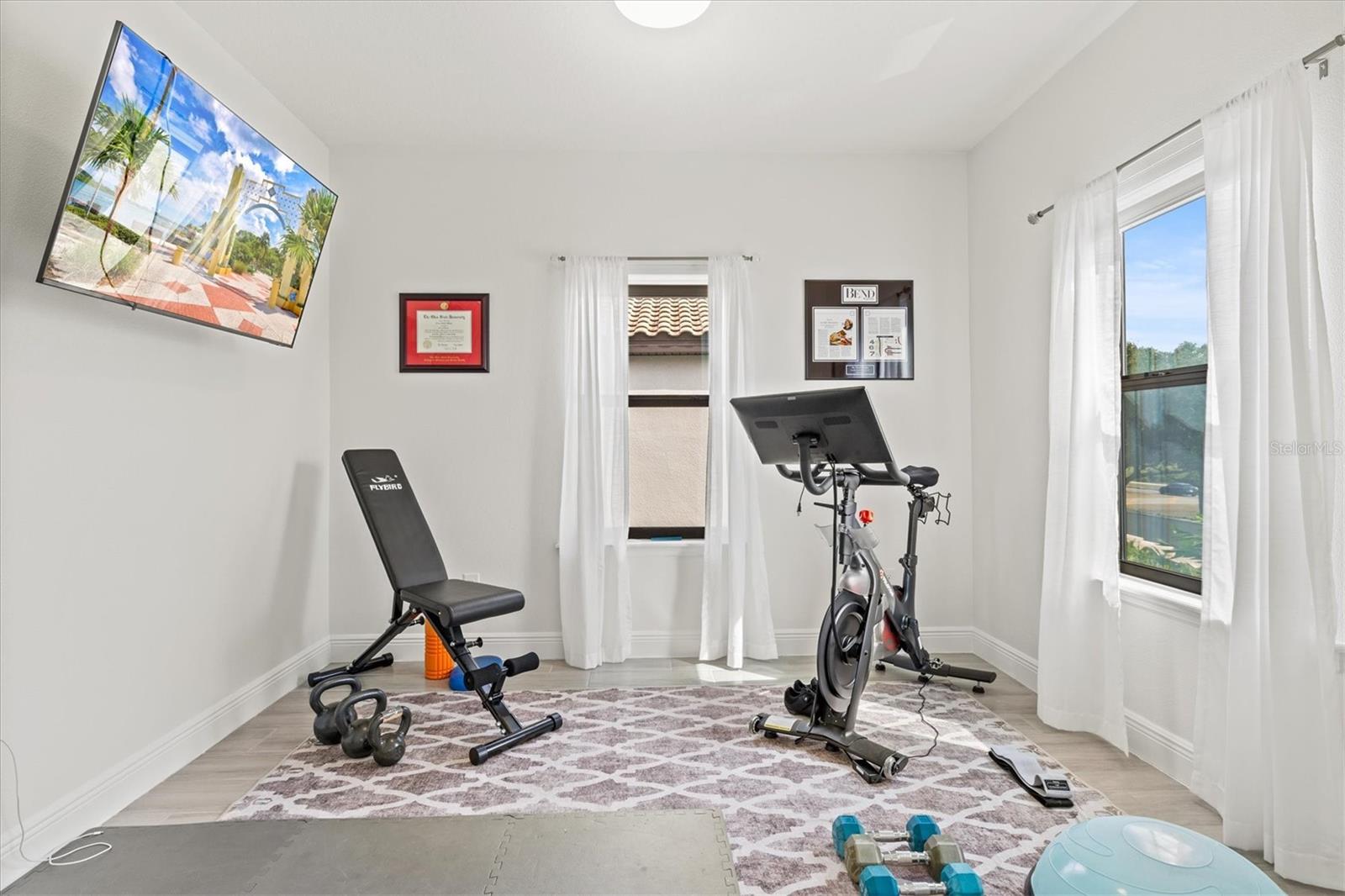 LEGENDS BAY - Residential