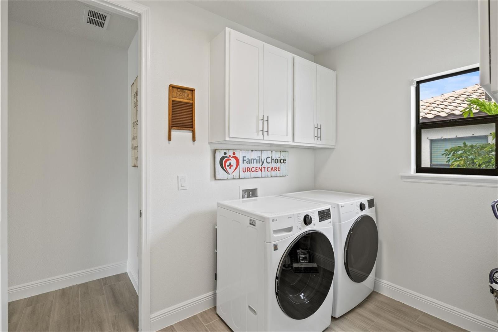 LEGENDS BAY - Residential