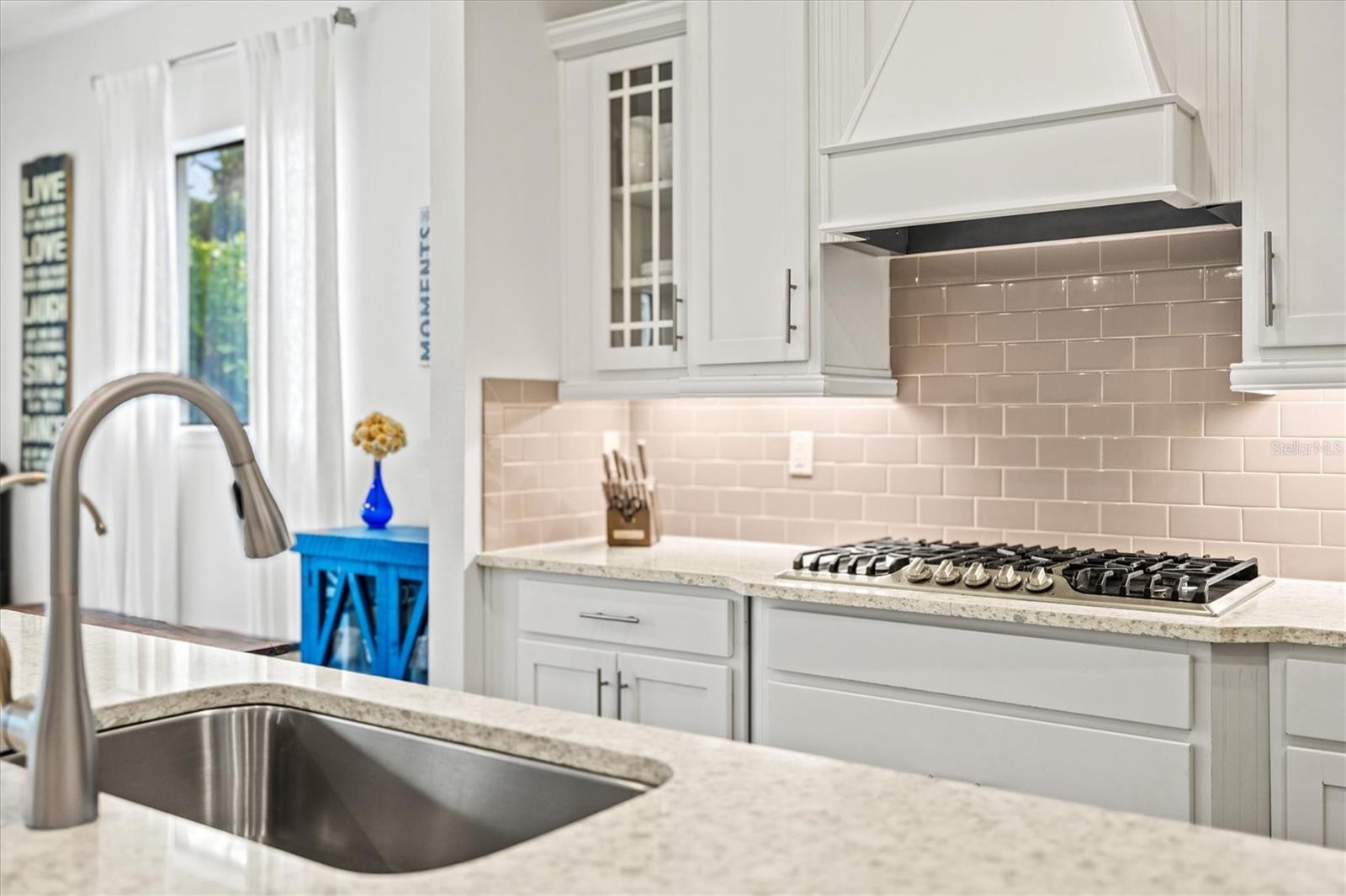 LEGENDS BAY - Residential