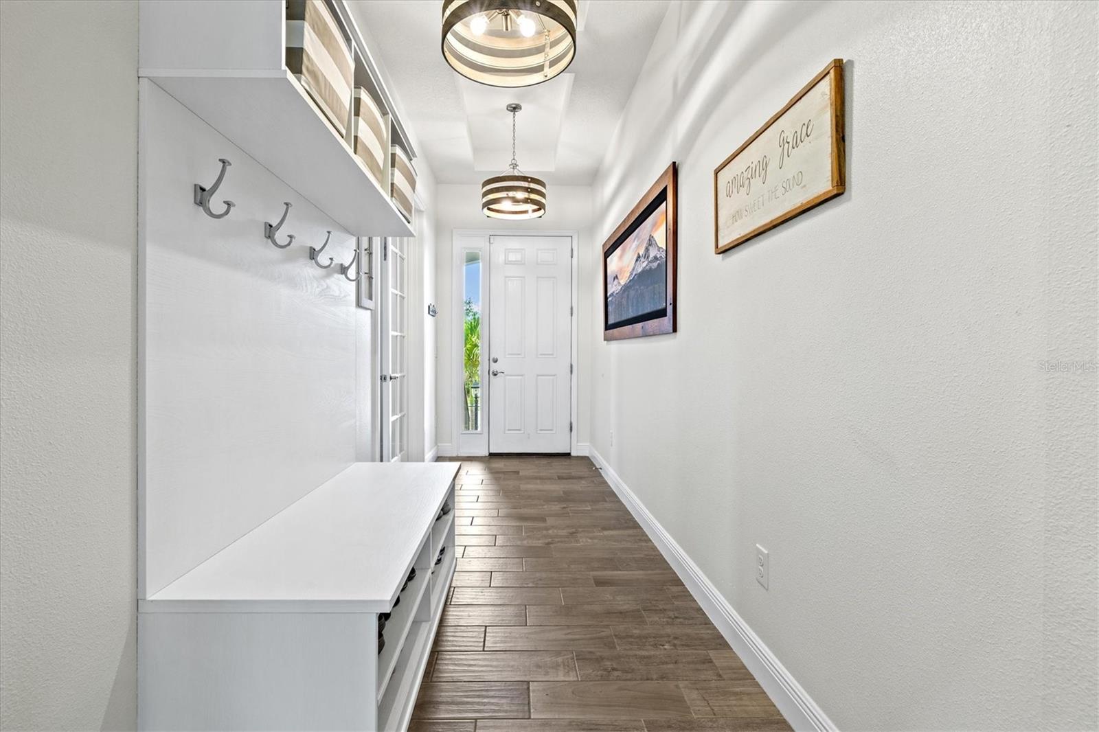 LEGENDS BAY - Residential