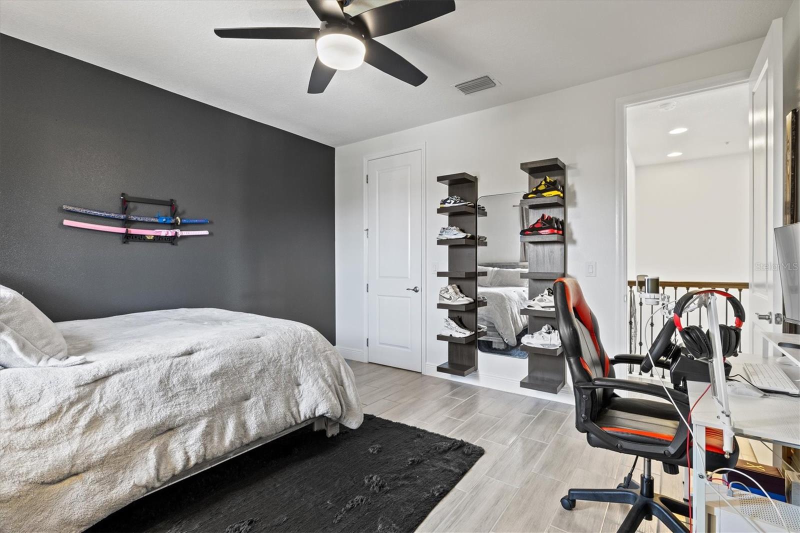 LEGENDS BAY - Residential