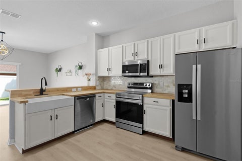 Tiny photo for 4908 NE 123rd Lane, Oxford, FL 34484 (MLS # OM734436)