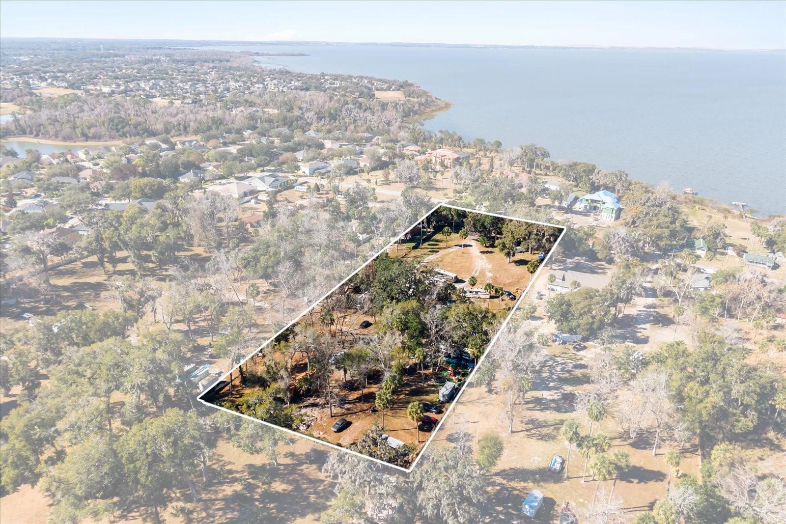 J B & T E WALKERS SUB - Land