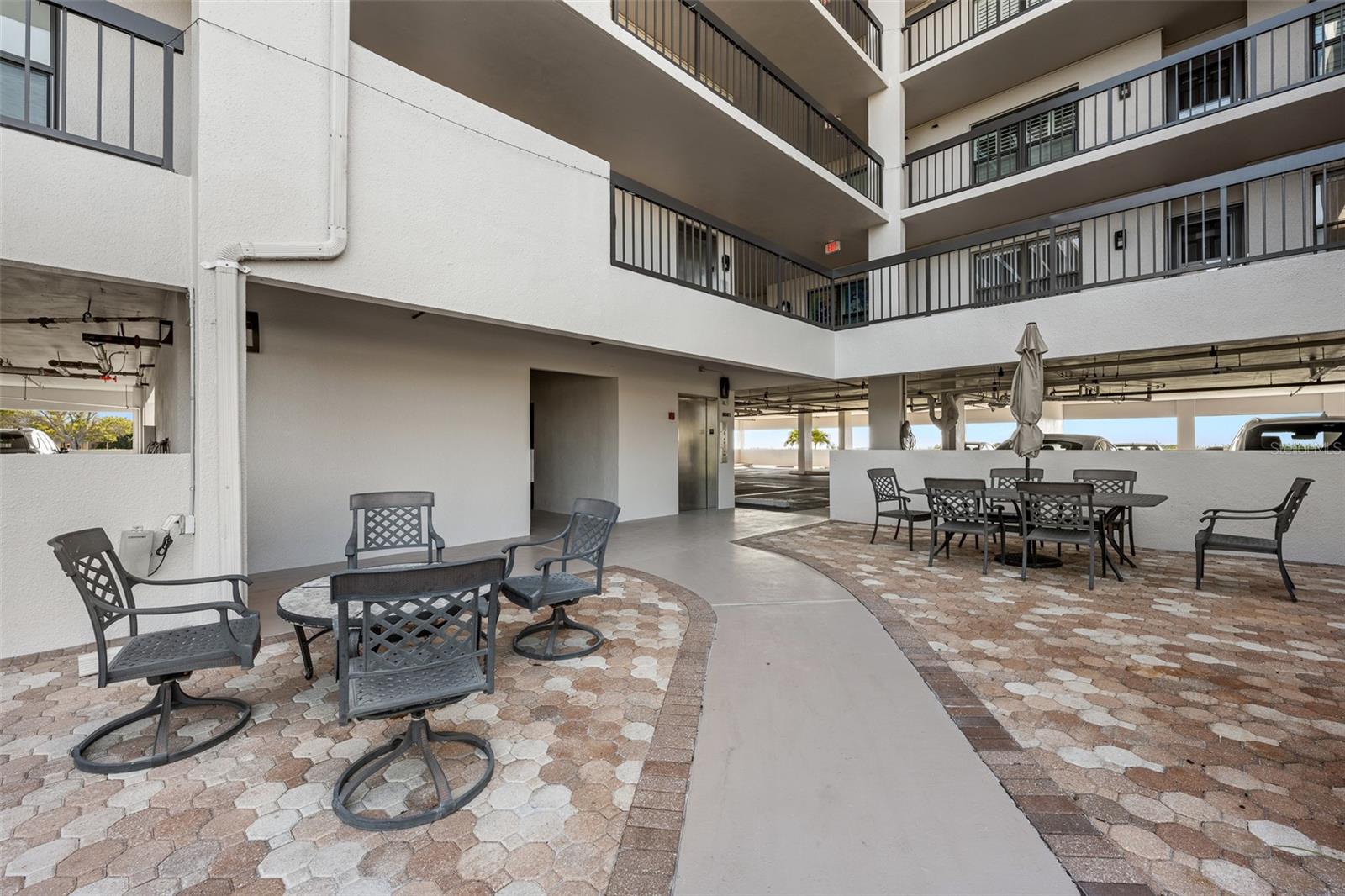 TARPON COVE CONDO - Residential