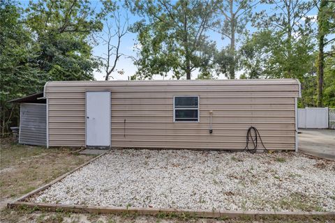 A home in BELLEVIEW