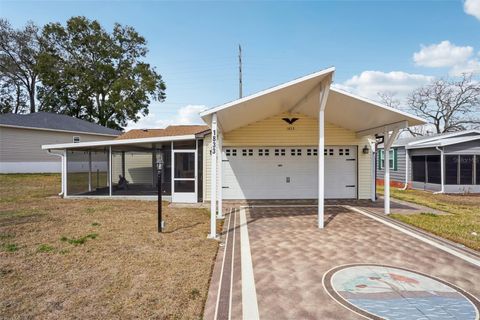 Photo of 1833 W Schwartz Boulevard, The Villages, FL 32159 (MLS # G5108531)