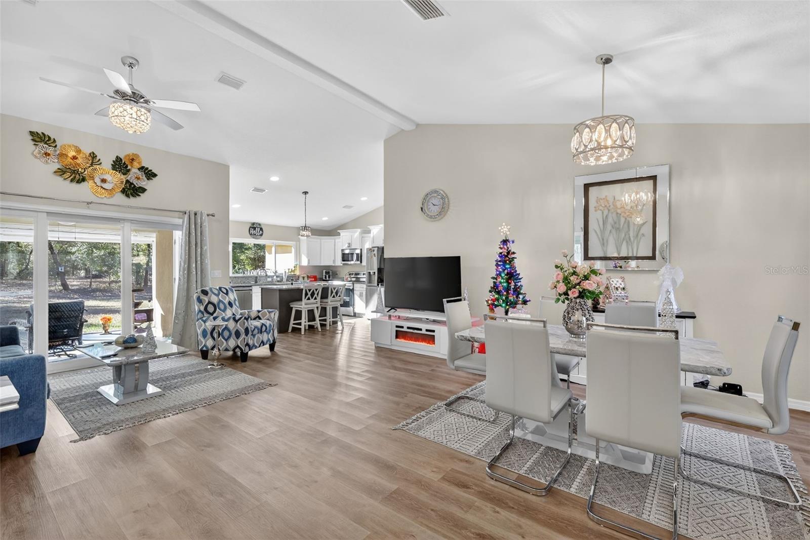 RAINBOW SPGS - Residential