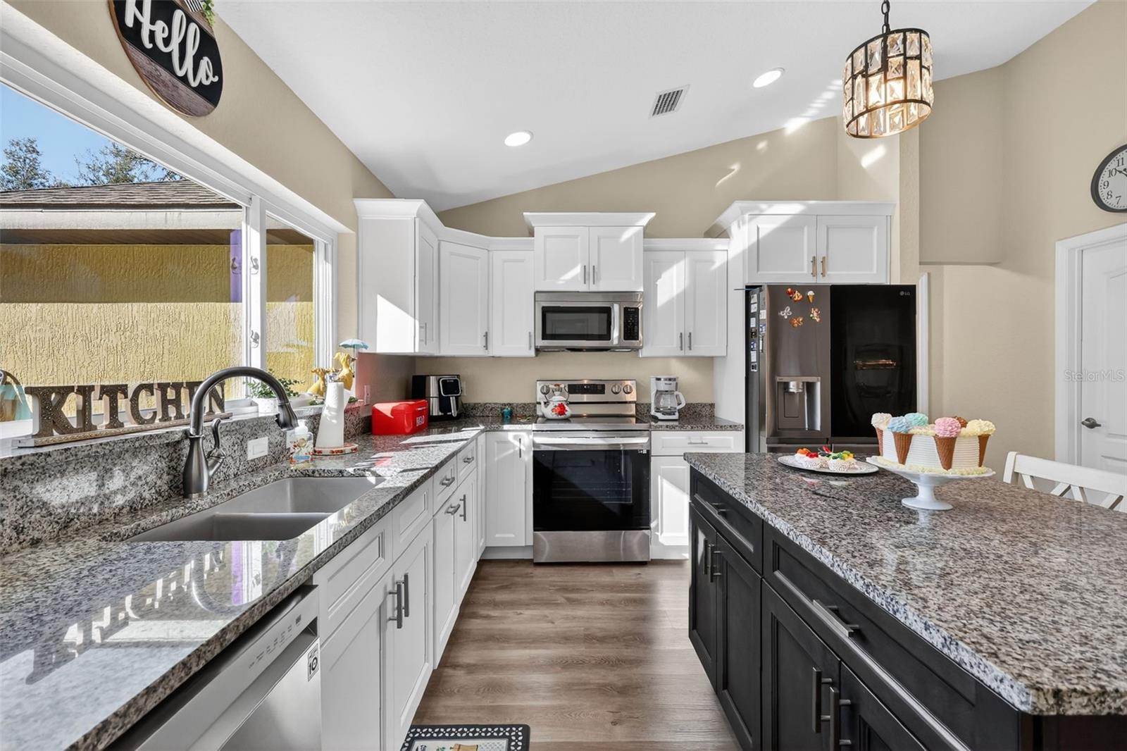 RAINBOW SPGS - Residential