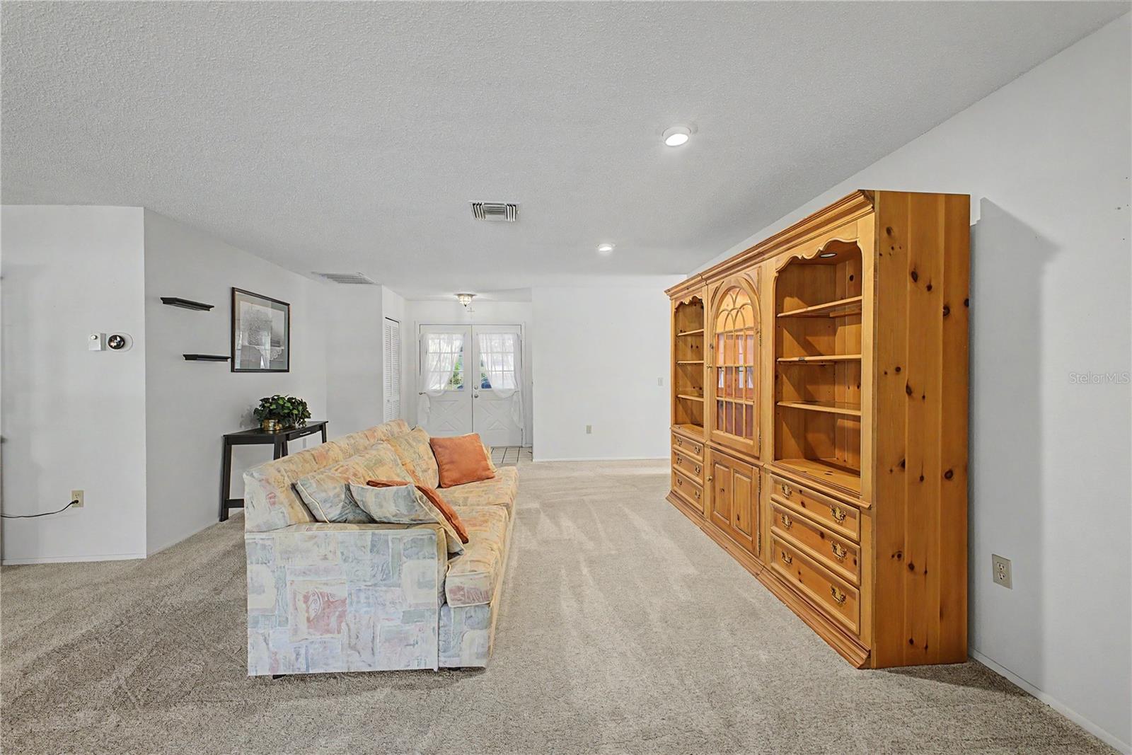 TIMBER PINES - Residential