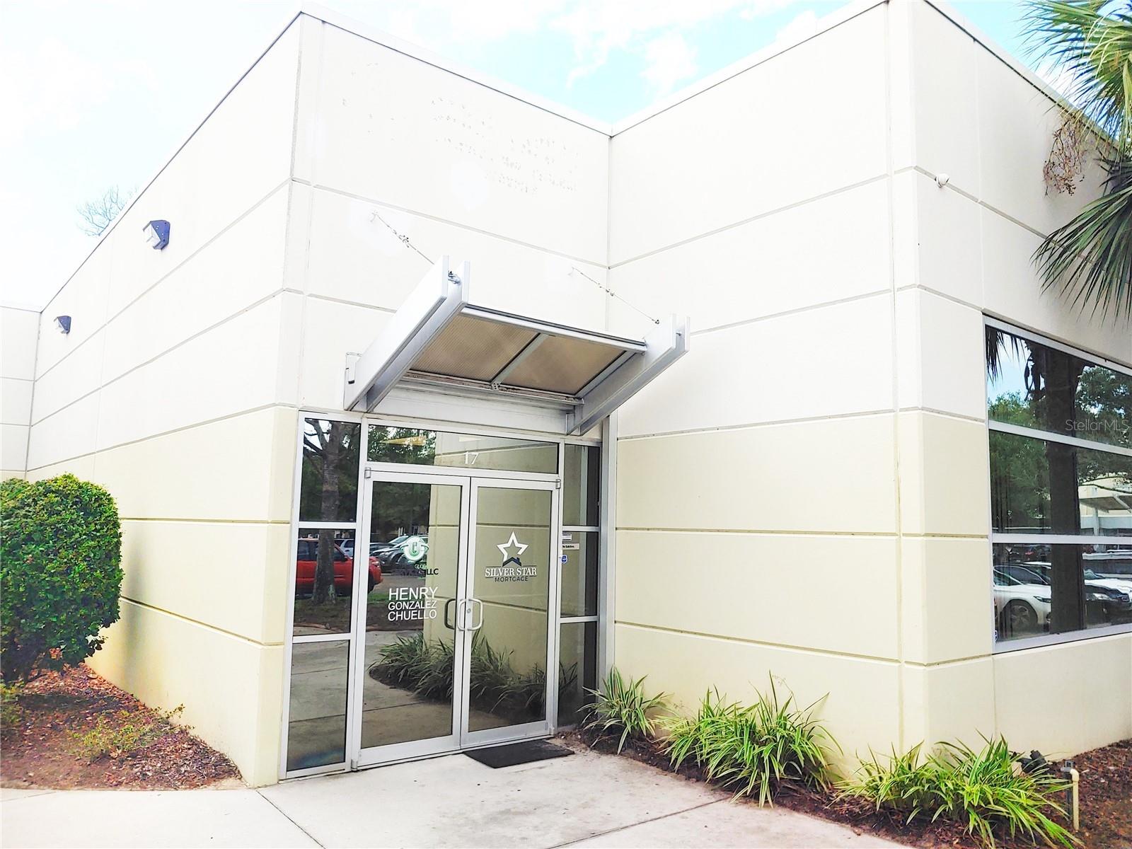 O S P SERVICE CENTER - Commercial Lease