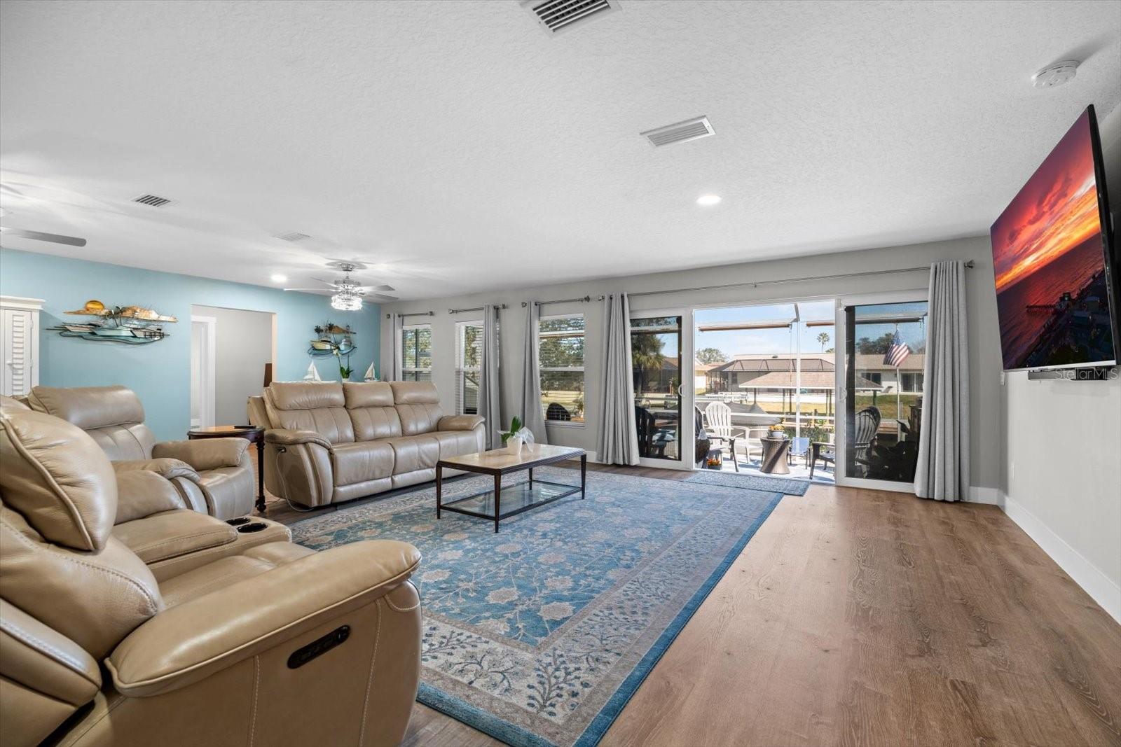 PALM COAST SEC 03 PALM HARBOR OFFICE PARK - Residential