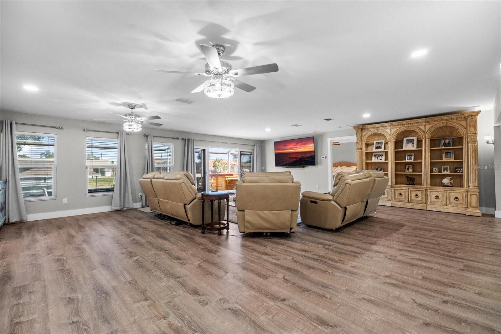 PALM COAST SEC 03 PALM HARBOR OFFICE PARK - Residential