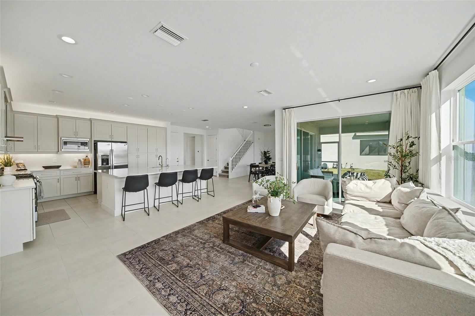 WINDING RIDGE - Residential Lease