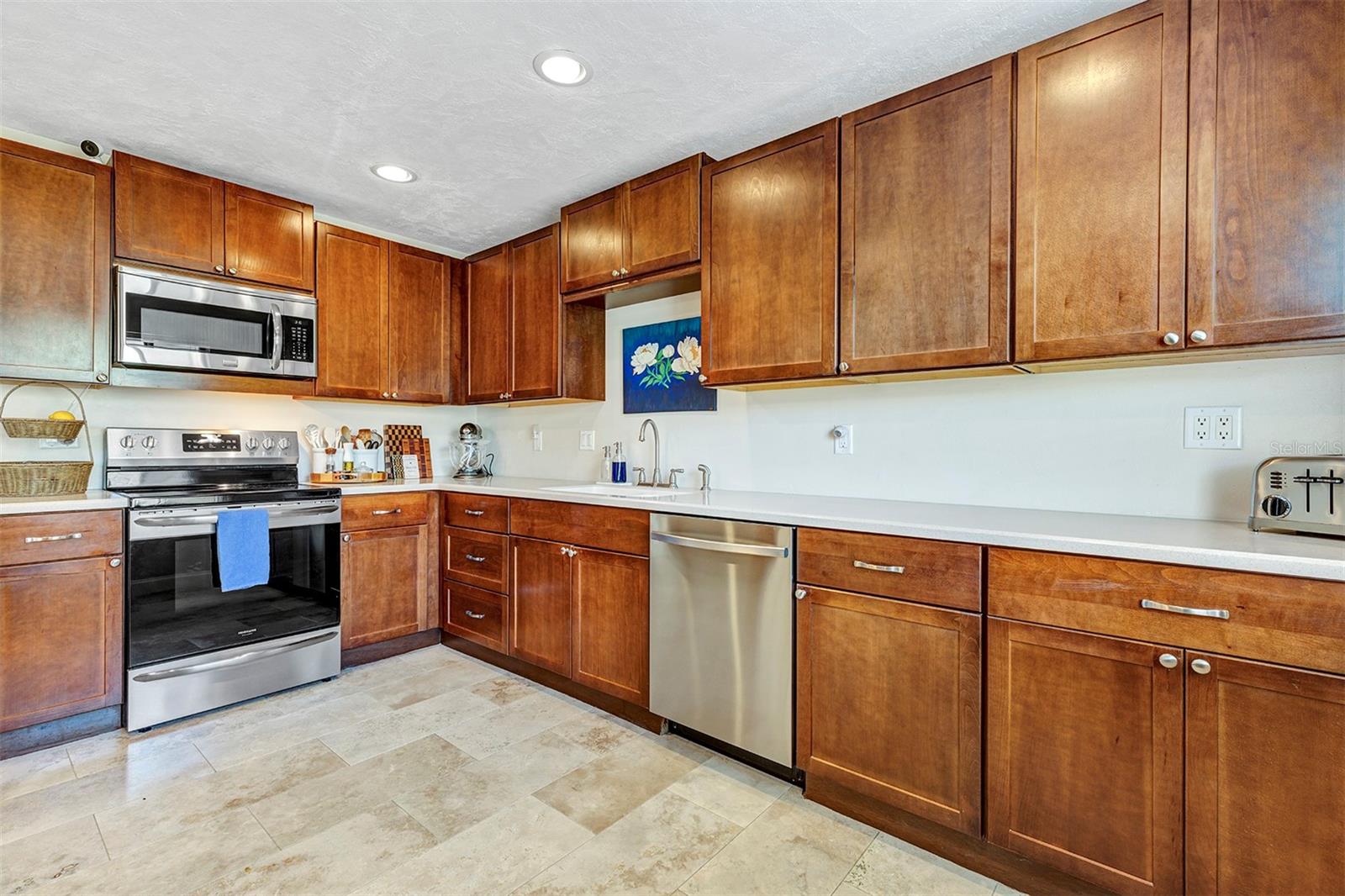 CROWN POINT BY THE SPGS - Residential