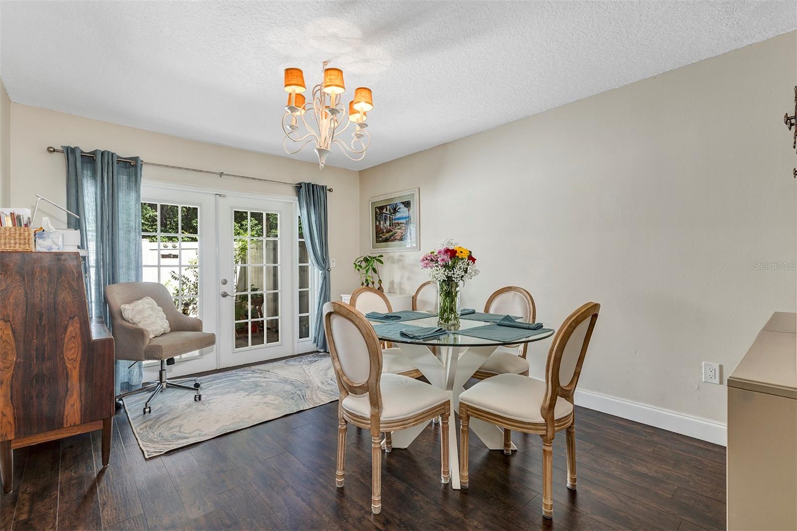 CROWN POINT BY THE SPGS - Residential