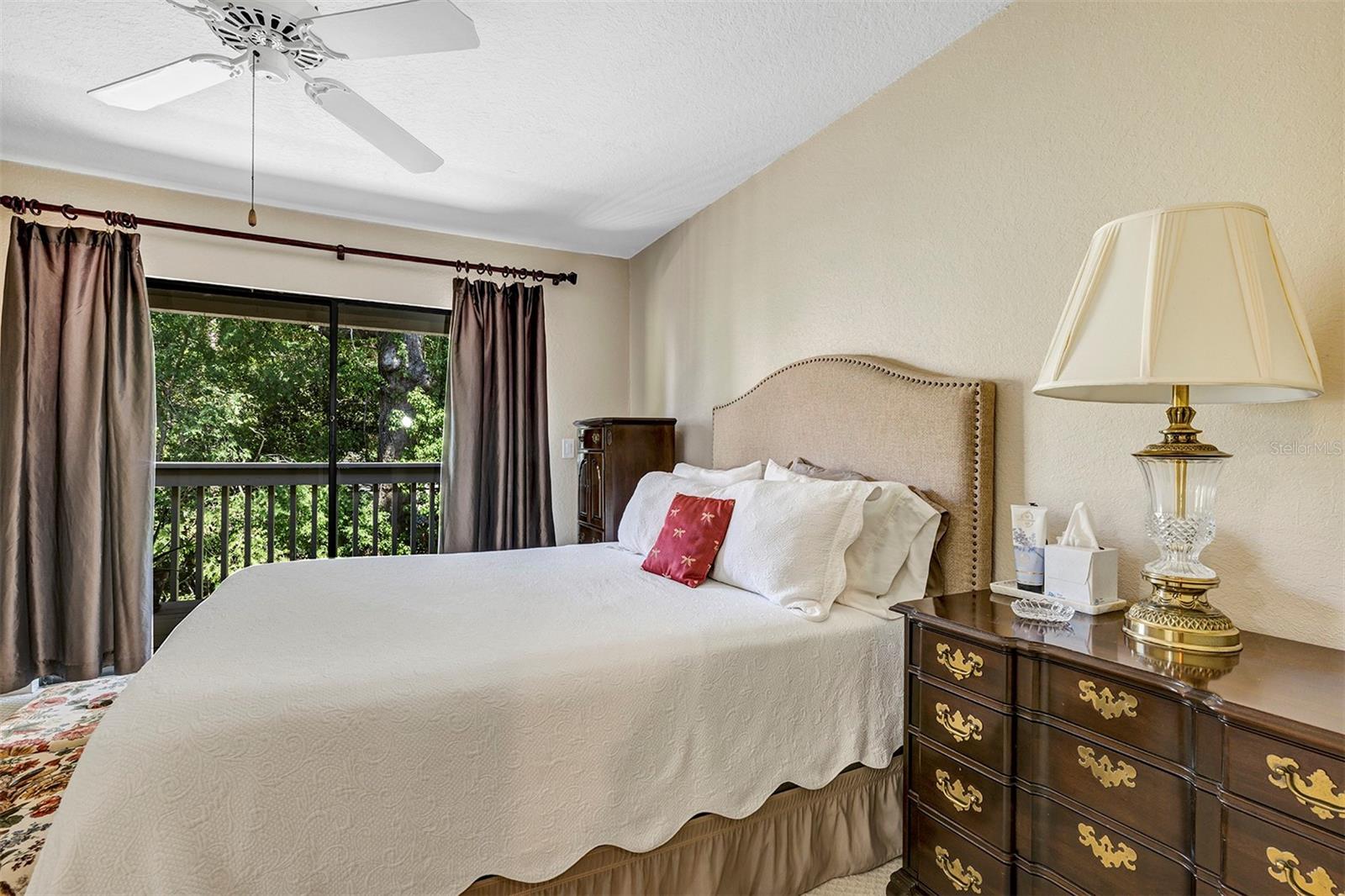 CROWN POINT BY THE SPGS - Residential
