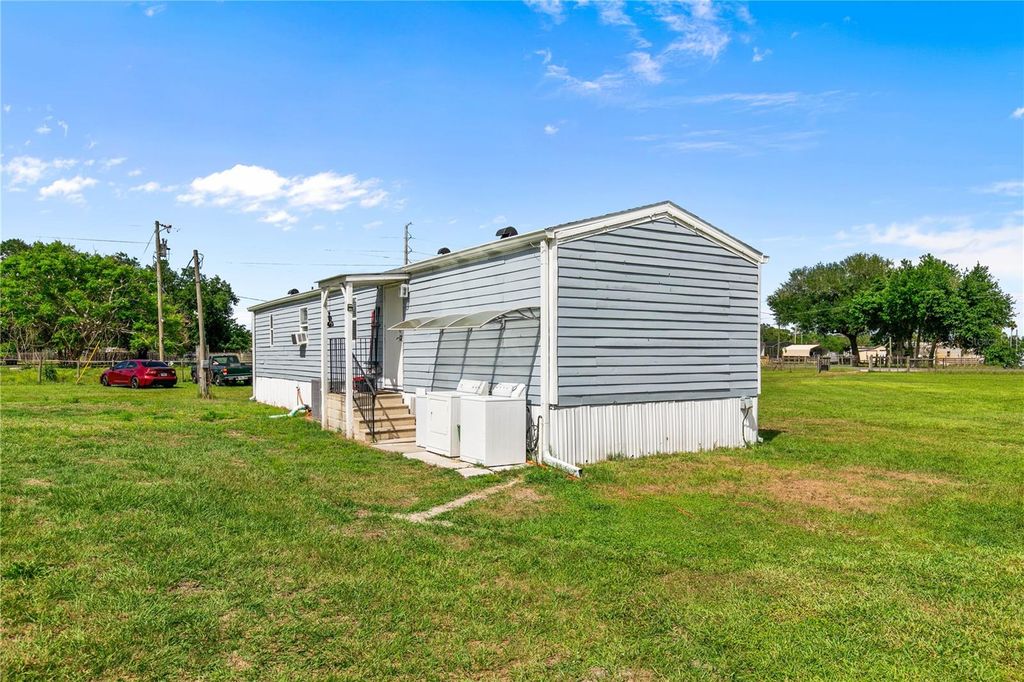 Photo of 3834 Hixon Avenue, Saint Cloud, FL 34772 (MLS # S5147202)