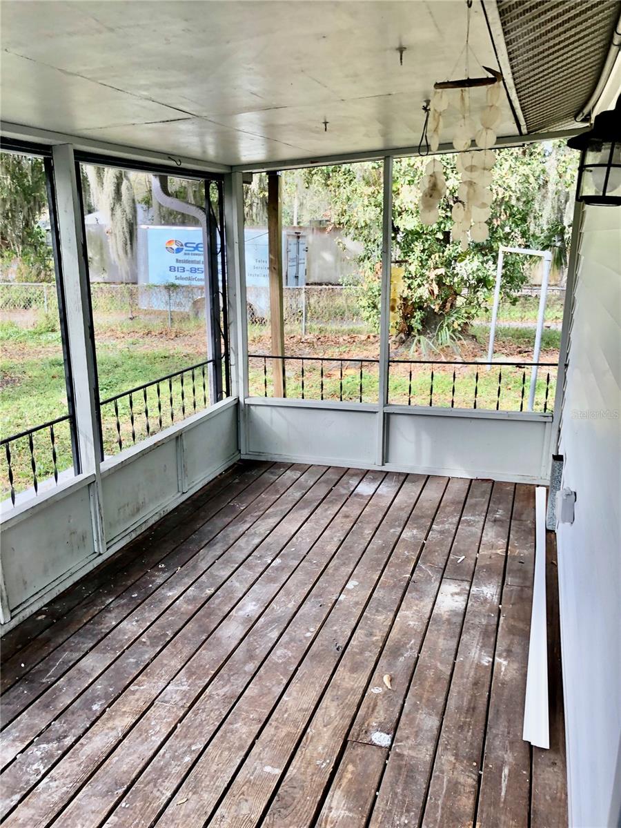 HACKNEYS SUB OF GOVT - Residential Lease