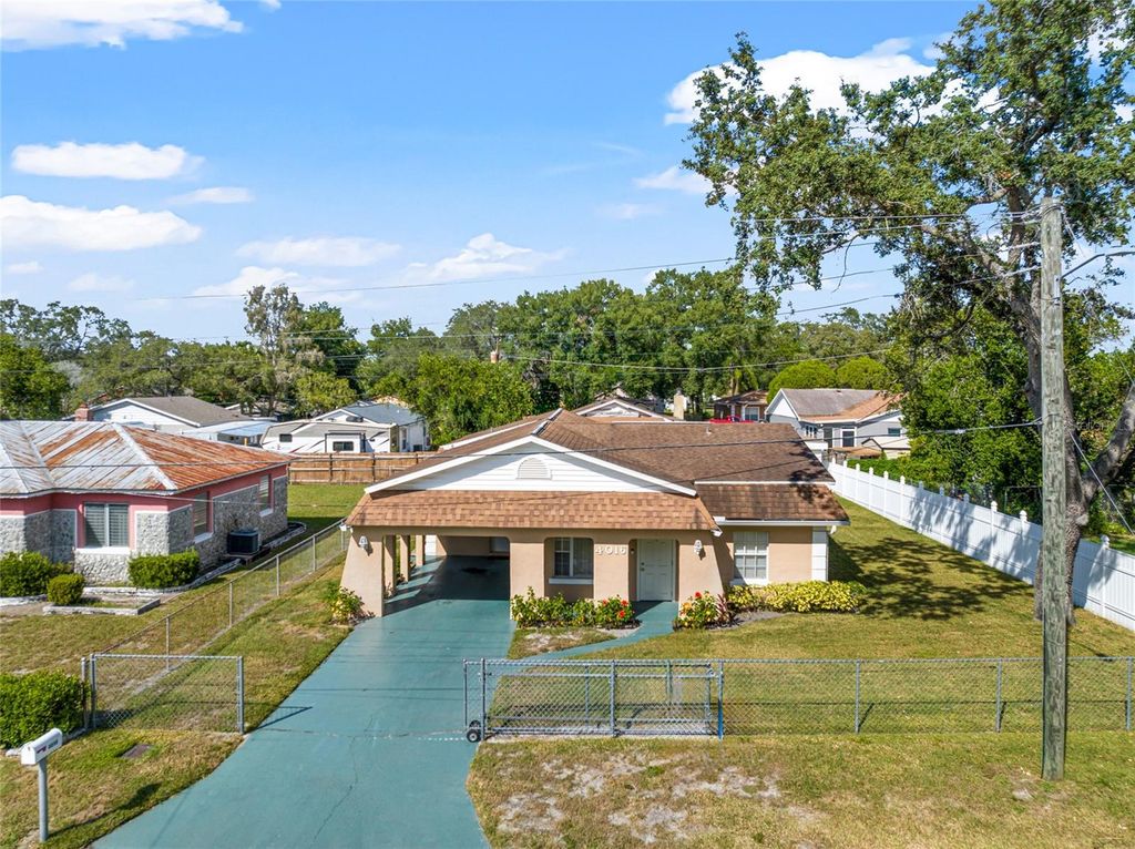 Photo of 4016 E Curtis Street, Tampa, FL 33610 (MLS # T3481983)