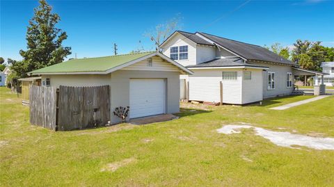 Tiny photo for 311 S Central Avenue, Umatilla, FL 32784 (MLS # O6395583)