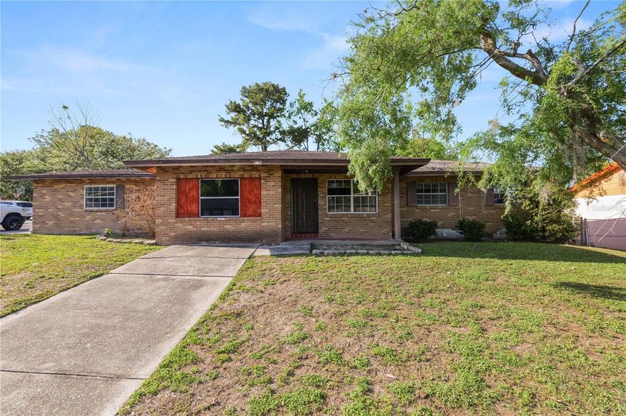 Check out this 4 bedroom 2 bathroom home located conveniently in Lakeland. The home is in need of repair, and would make a great investment property! Add some sweat equity and reimagine this home! Located on a corner lot with a large fenced backyard. The neighborhood features sidewalks and public sewer. Schedule your showing today!