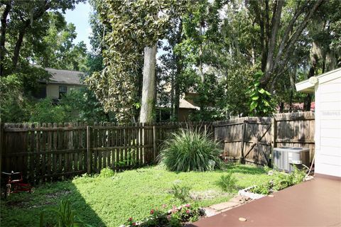 A home in BROOKSVILLE