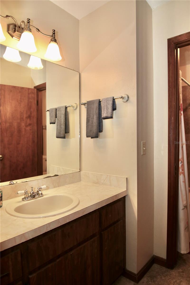Photo 25 of 28 of 912 COACHLIGHT LANE townhome